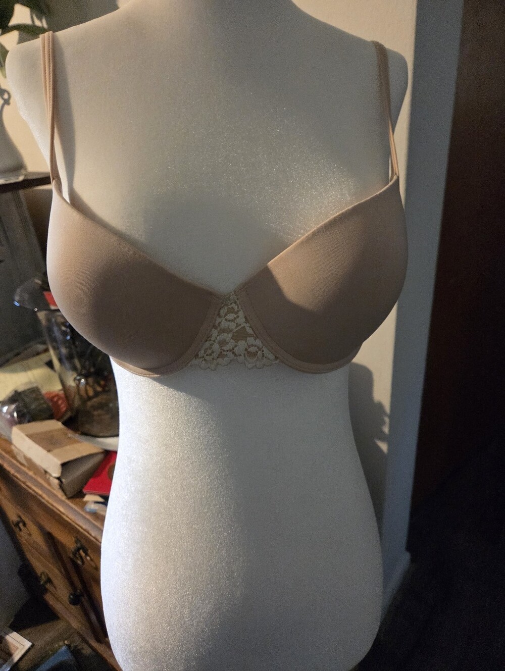Wacoal Light Tan Lace-Trim T-Shirt Bra 34B